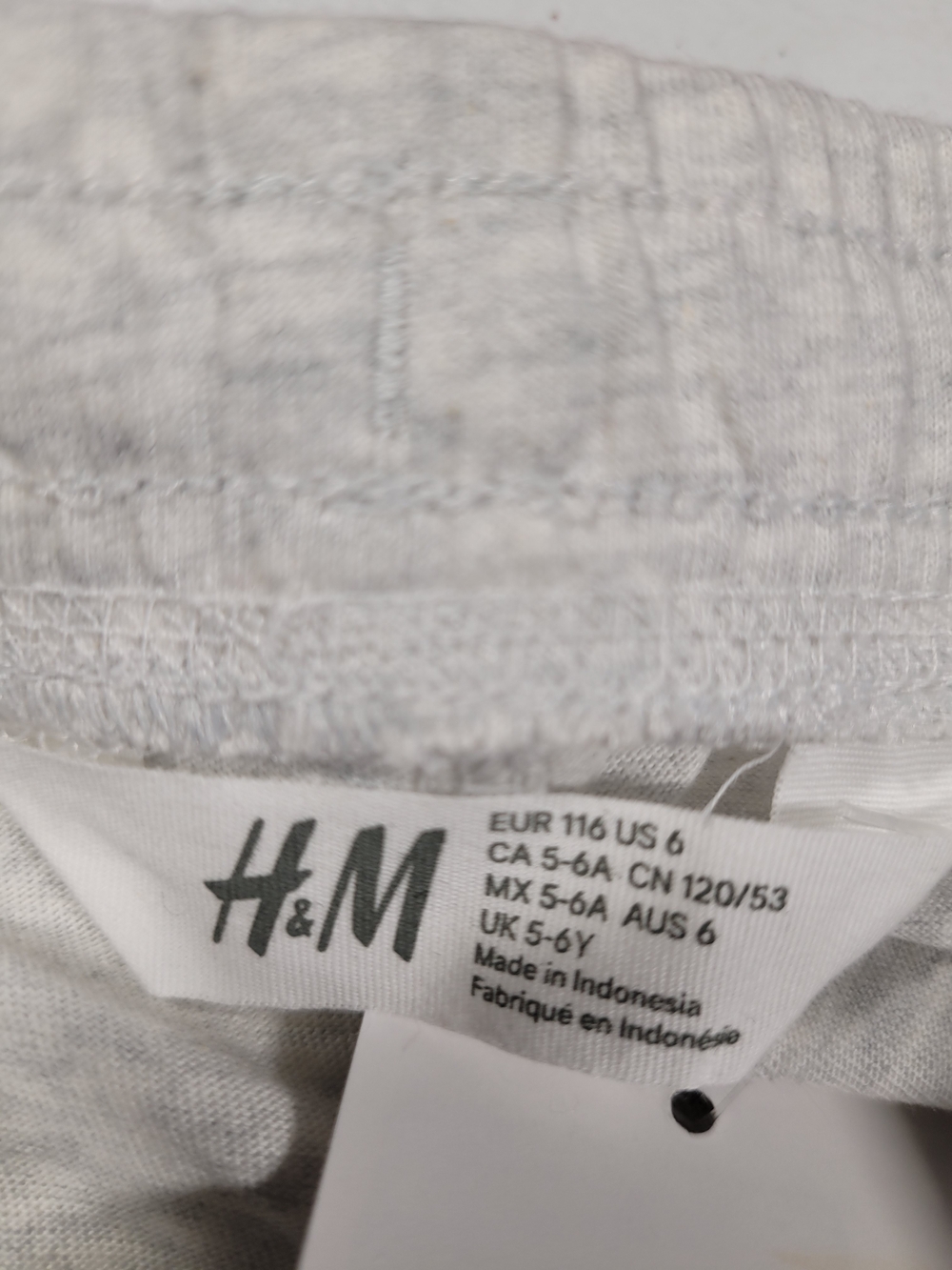 H&M Light Gray Kids Shorts with Colorful Summer Print - Picture 2 of 3